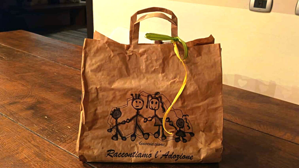 Regalo di Raccontiamo l'adozione